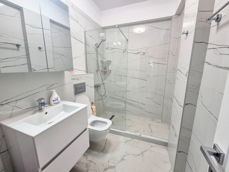 Pipera 2 camere, lux, nou predare imediata, loc de parcare